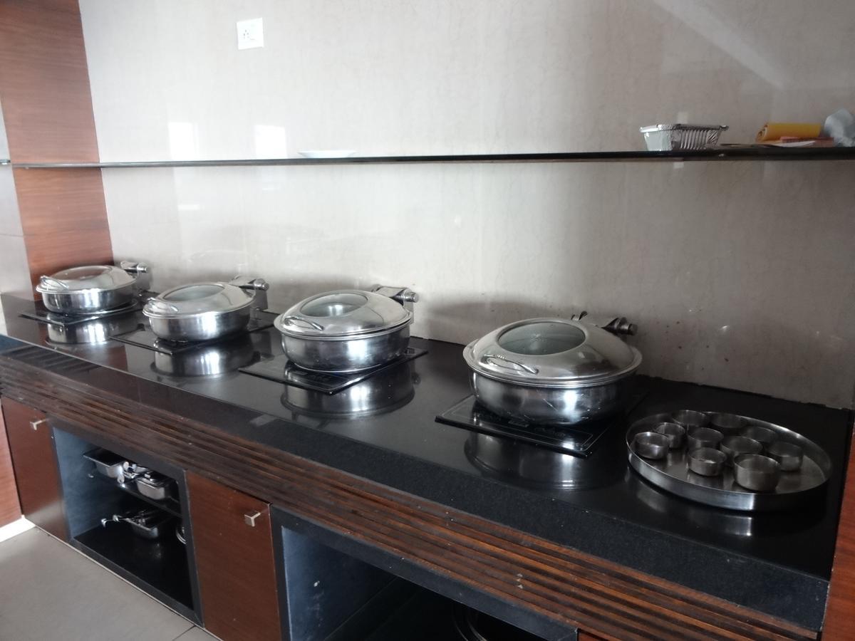 Sea Queen Hotel Kozhikode Esterno foto